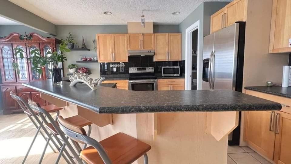 Monthly Accommodation Edmonton Londondery, Pilot Sound, Mcconachie Area Exterior foto